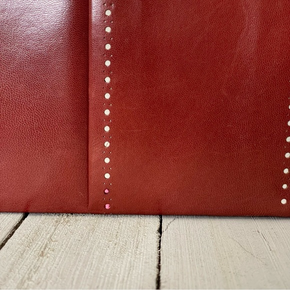 ANDREA PFISTER Italian Leather Convertible Crossbody Clutch - Picture 5 of 9